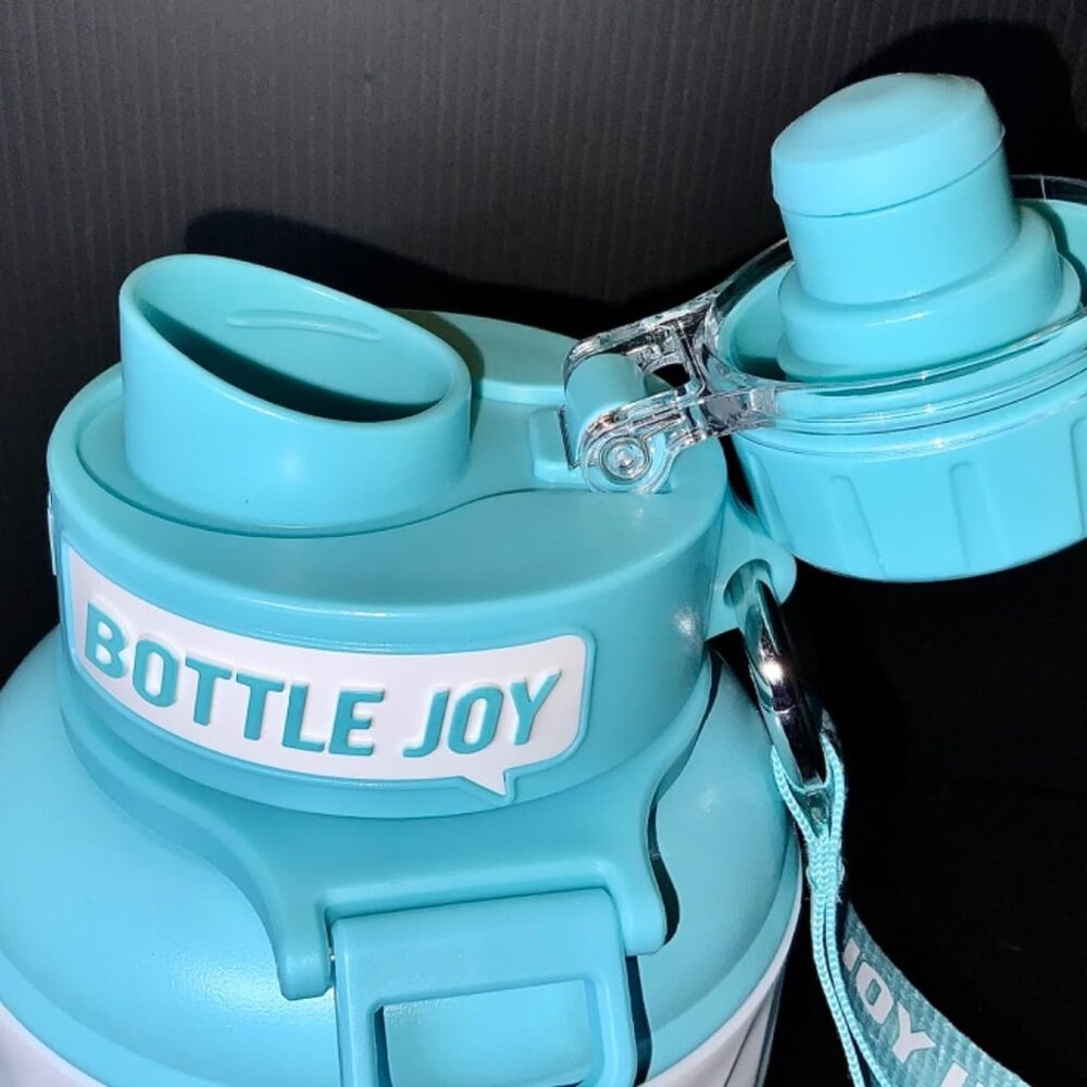 Stainless Steel Kids Water Bottle 16 oz with Leakproof Lid and Insulated Strap - Picture 8 of 9